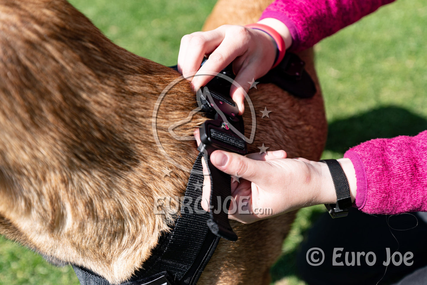 Tactical suspenders with "Cobra" fastening