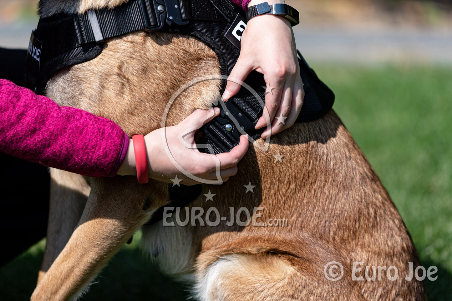 Tactical suspenders with "Cobra" fastening