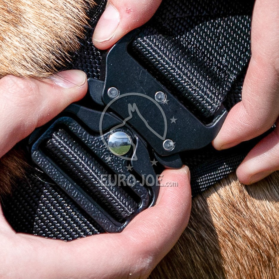 Tactical suspenders with "Cobra" fastening