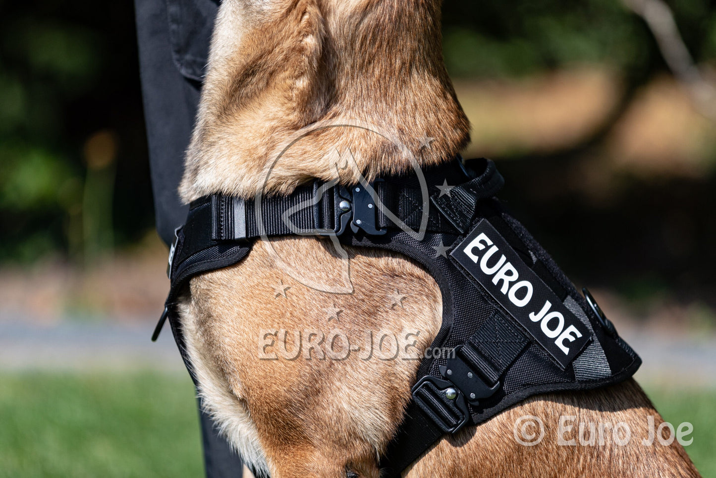 Tactical suspenders with "Cobra" fastening