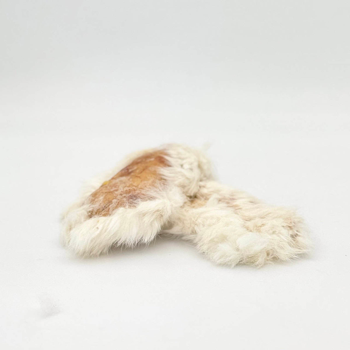 Gryzak naturalny dla psa DK DOG - skóra królika z sierścią - 100 g