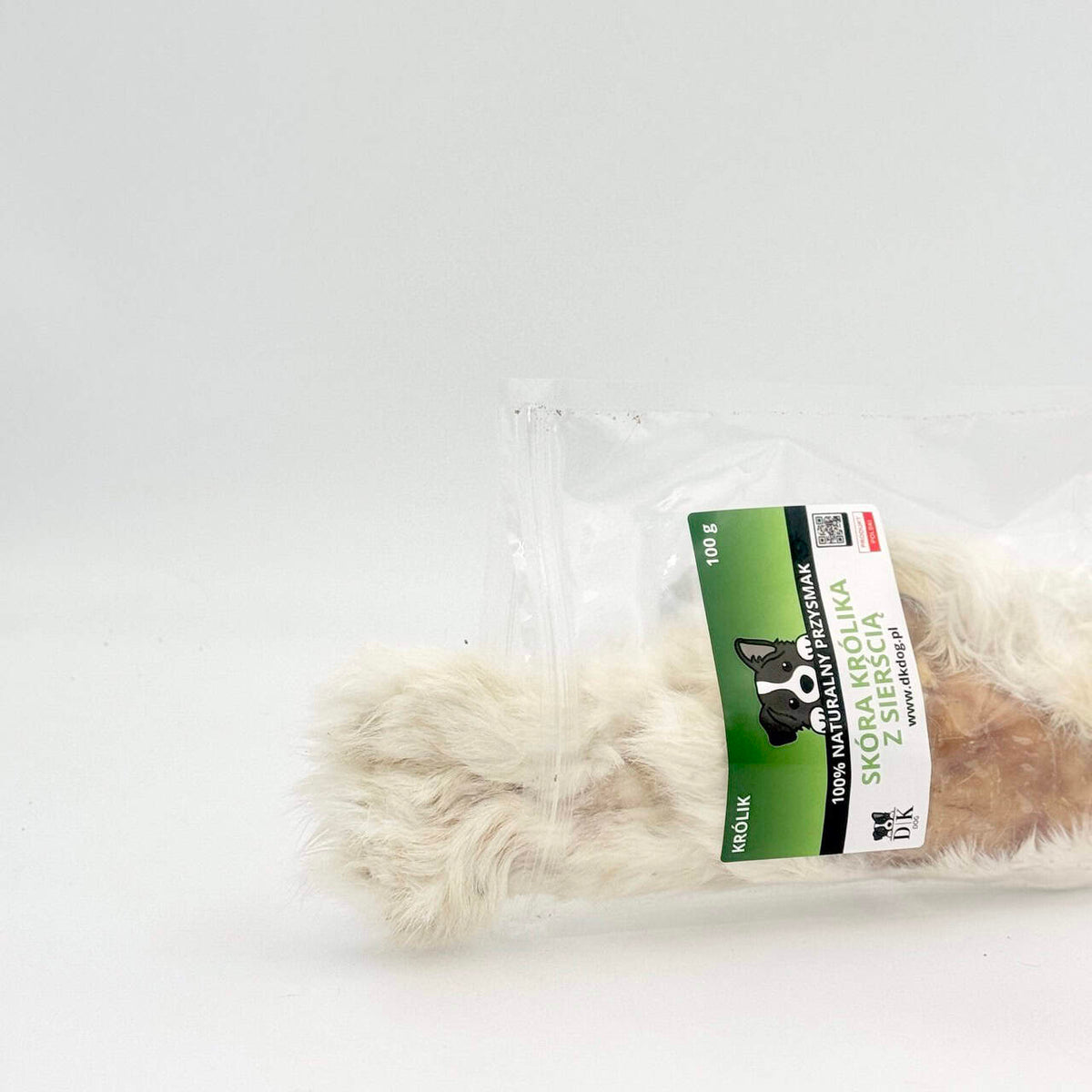 Gryzak naturalny dla psa DK DOG - skóra królika z sierścią - 100 g